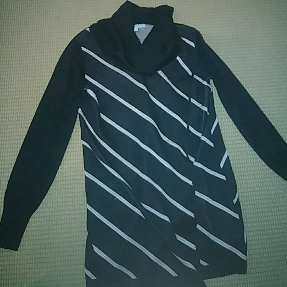Cowlneck sweater